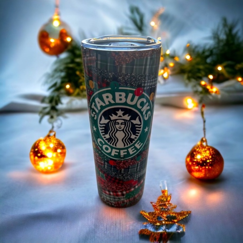 New Christmas 20 oz Starbucks Tumbler